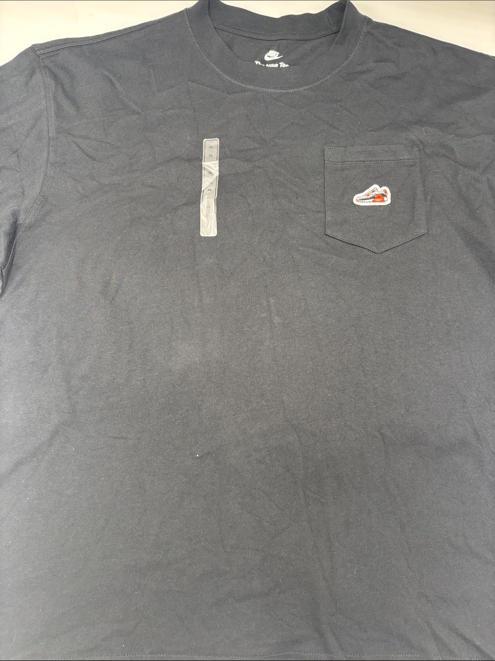 Nike Sportswear Patch Graphic T-Shirt in Black